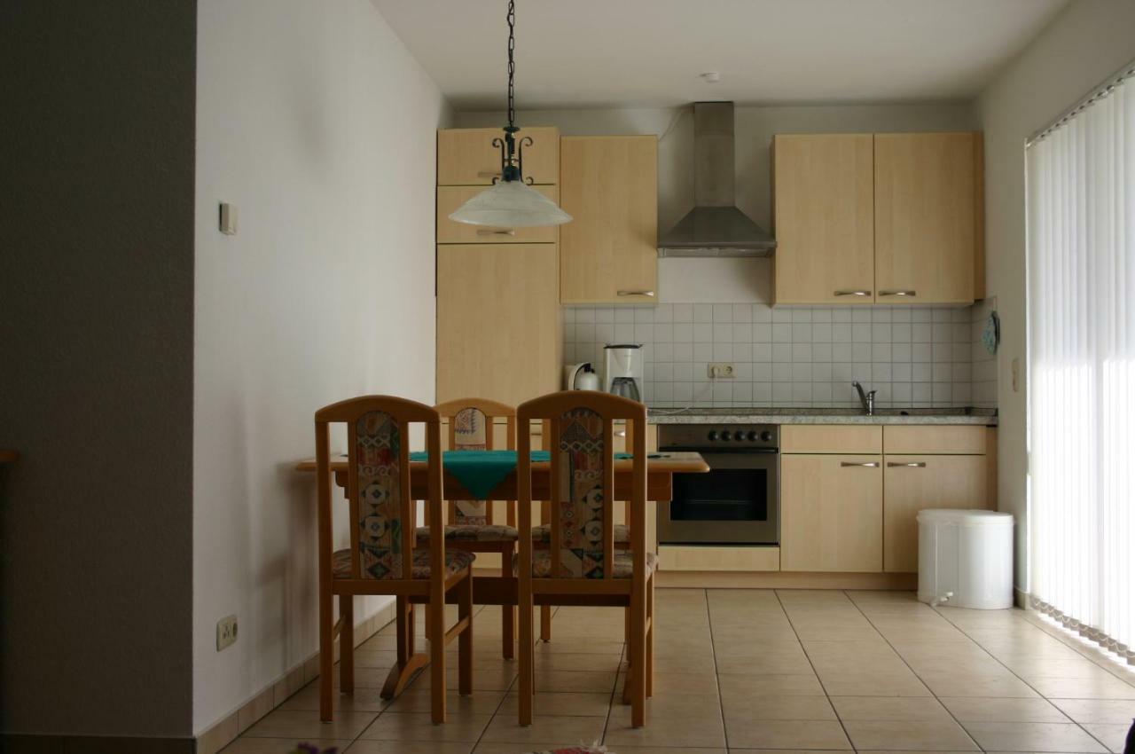 Ferienwohnung Haus Galerie EG Karlshagen Exterior foto